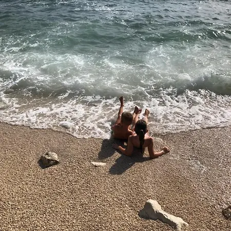 Total Escape Mobile Bianca Camp Porton Biondi * Rovinj