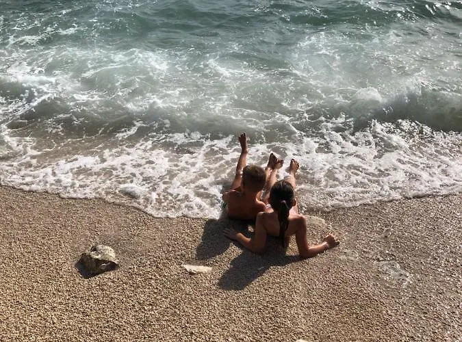 Total Escape Mobile Bianca Camp Porton Biondi * Rovinj